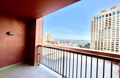 Apartment - 1 Bedroom - 2 Bathrooms for rent in West Porto Drive - Porto Arabia - The Pearl Island - Doha