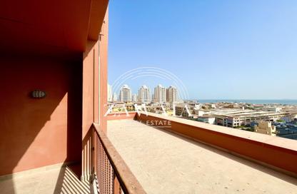Apartment - 1 Bedroom - 2 Bathrooms for rent in West Porto Drive - Porto Arabia - The Pearl Island - Doha