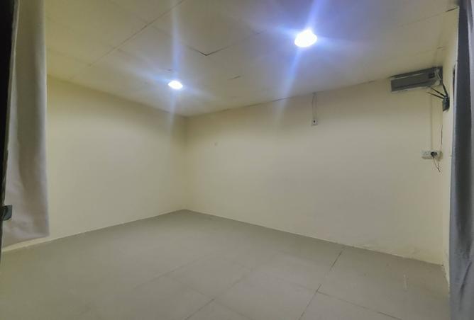 931313 - Property Image 3