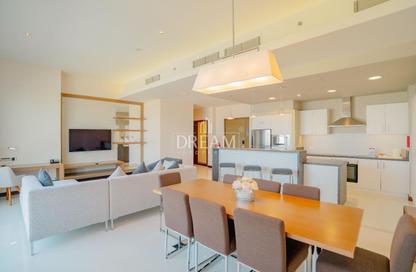 Hotel Apartments - 3 Bedrooms - 3 Bathrooms for rent in West Bay - Doha