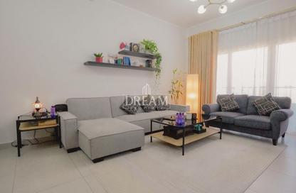 Apartment - 2 Bedrooms - 3 Bathrooms for sale in Fox Hills - Fox Hills - Lusail