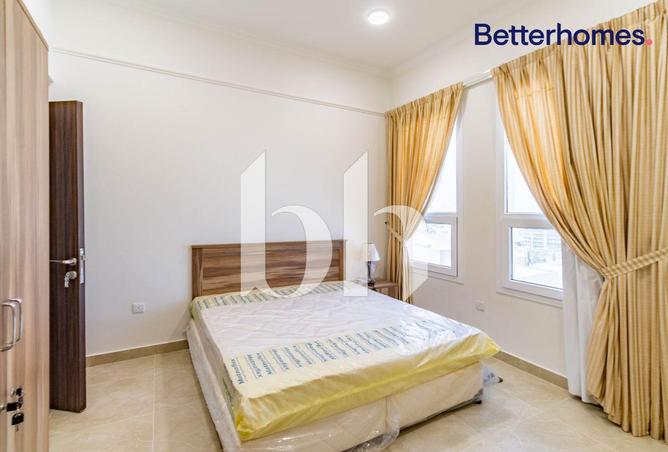 932232 - Property Image 3