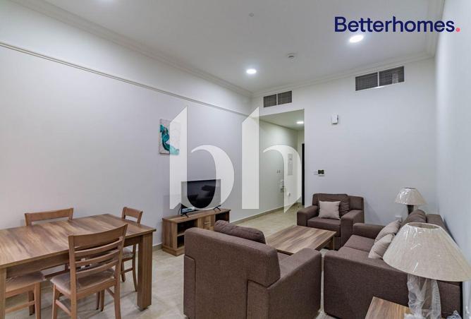 932232 - Property Image 2