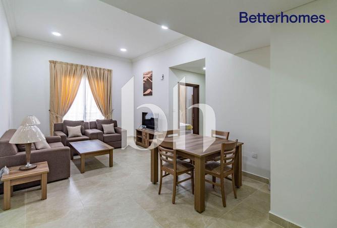 932304 - Property Image 2