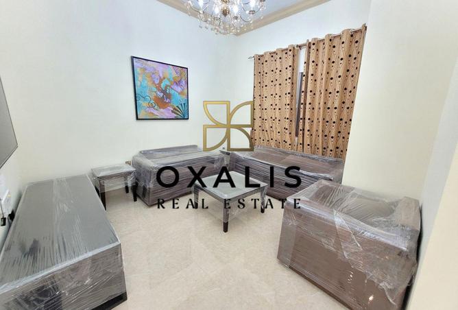 933307 - Property Image 2