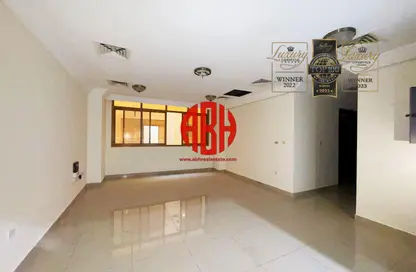 Apartment - 2 Bedrooms - 2 Bathrooms for rent in Al Sadd Road - Al Sadd - Doha