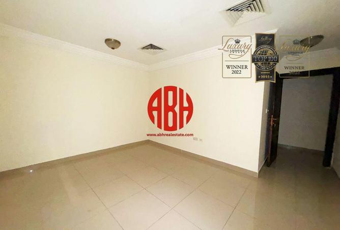 933154 - Property Image 2