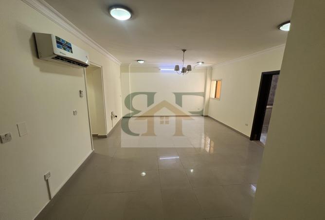 933445 - Property Main Image