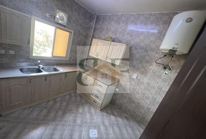 933445 - Property Image 2