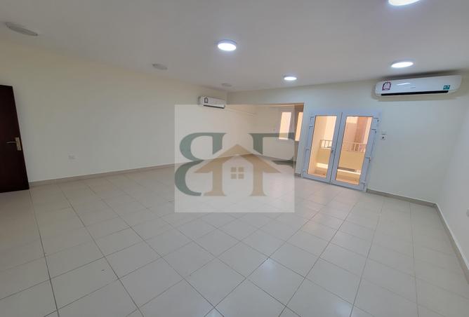 51431454 - Property Main Image