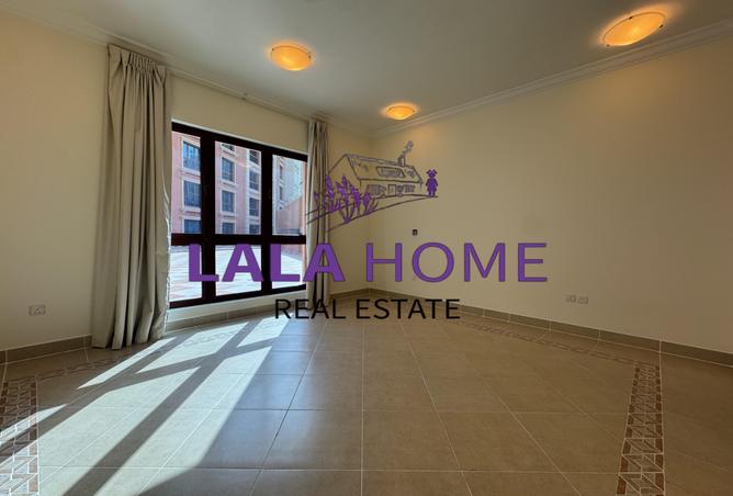 935267 - Property Image 2