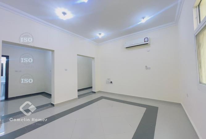 935927 - Property Image 2