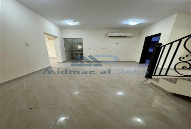 942129 - Property Image 3