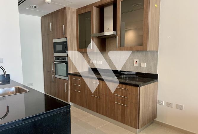 956476 - Property Image 3