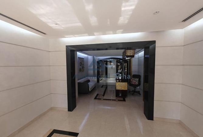 943195 - Property Image 3