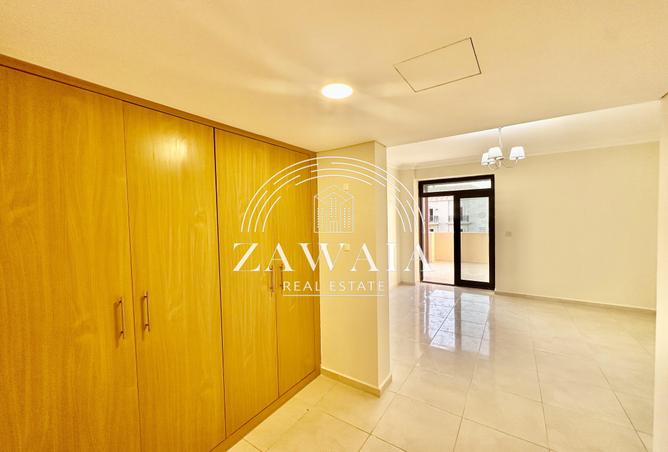 938848 - Property Image 2