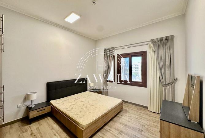 939205 - Property Image 2