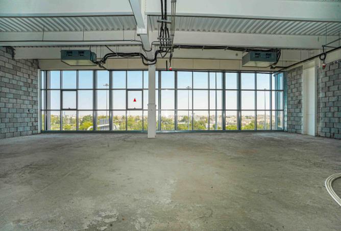 939826 - Property Image 2