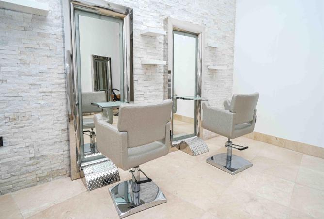 900568 - Property Image 3