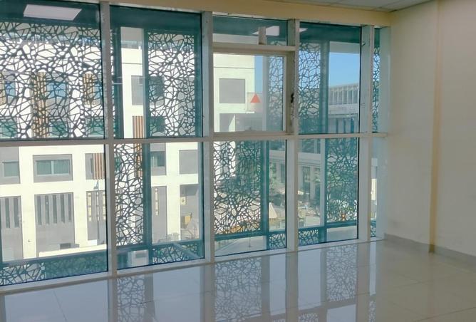 914505 - Property Image 2