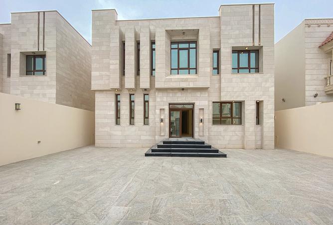 915962 - Property Main Image