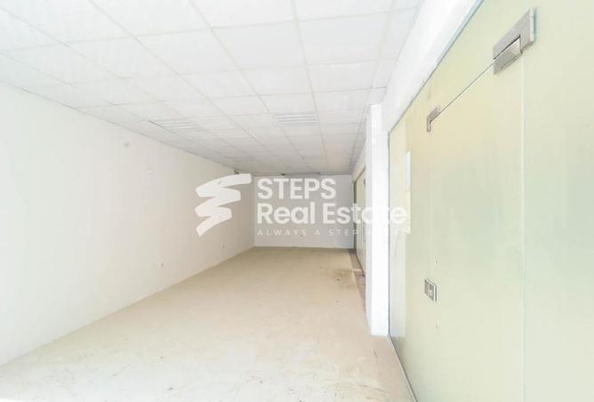 939472 - Property Image 2