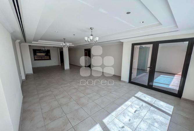 969407 - Property Image 2