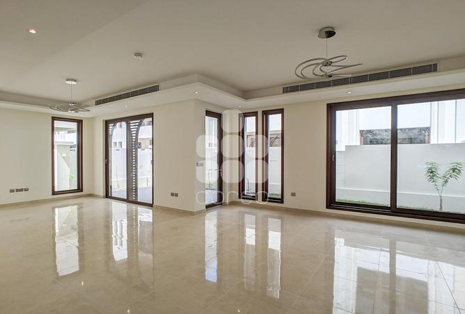 1015031 - Property Image 2