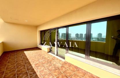 Apartment - 2 Bedrooms - 3 Bathrooms for rent in East Porto Drive - Porto Arabia - The Pearl Island - Doha