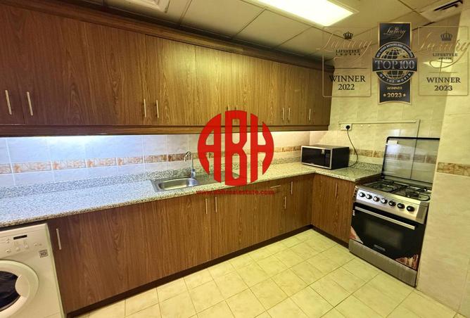 940270 - Property Image 2