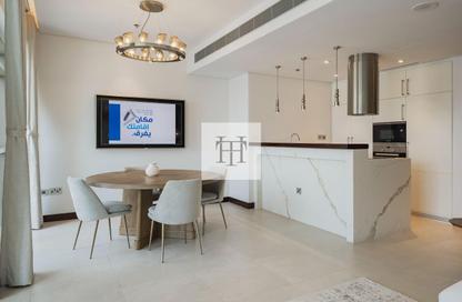 Apartment - 2 Bedrooms - 3 Bathrooms for sale in Hilton Doha The Pearl Residences - Abraj Quartiers - The Pearl Island - Doha