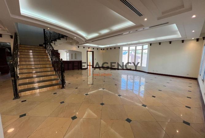 940906 - Property Image 2