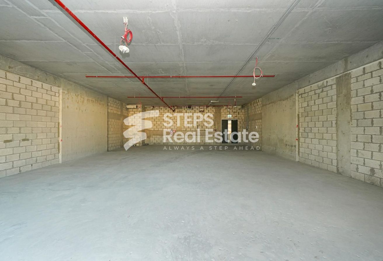 Discover Your Spacious Office Space for Rent - office-space in Hadramout Street