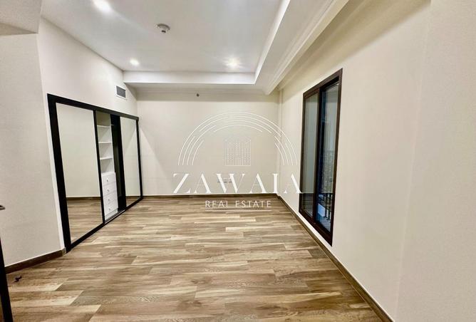 941221 - Property Image 2