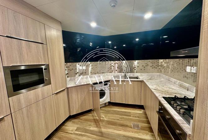 941221 - Property Image 3