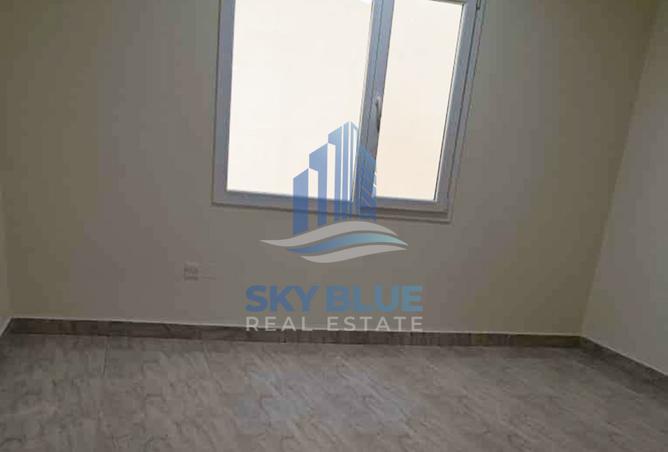 941045 - Property Image 2