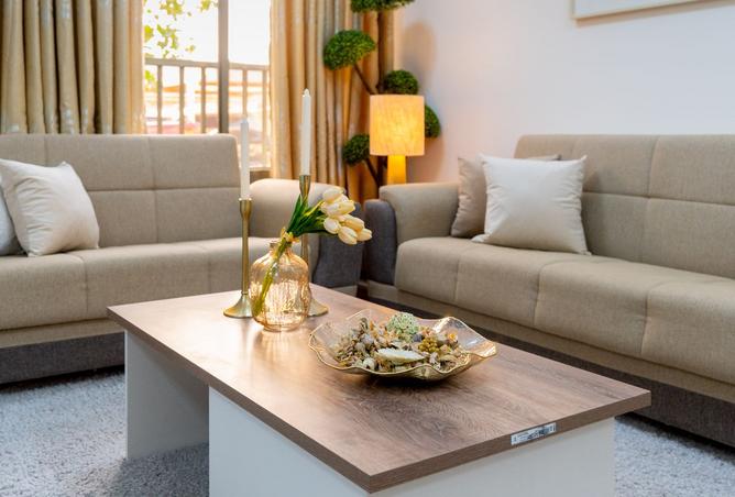 941204 - Property Image 2