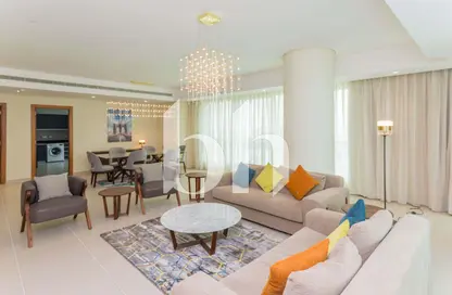 Apartment - 2 Bedrooms - 3 Bathrooms for rent in Lusail Residence - Marina District - Lusail