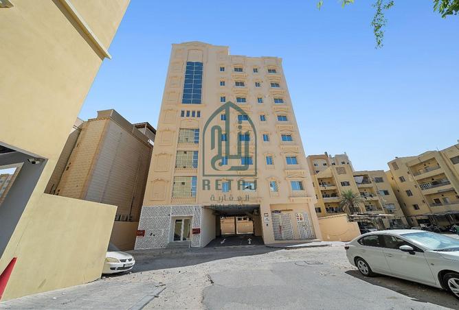 941423 - Property Image 2