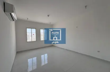 Apartment - 2 Bedrooms - 2 Bathrooms for rent in Umm Salal Ali - Umm Salal Ali - Doha