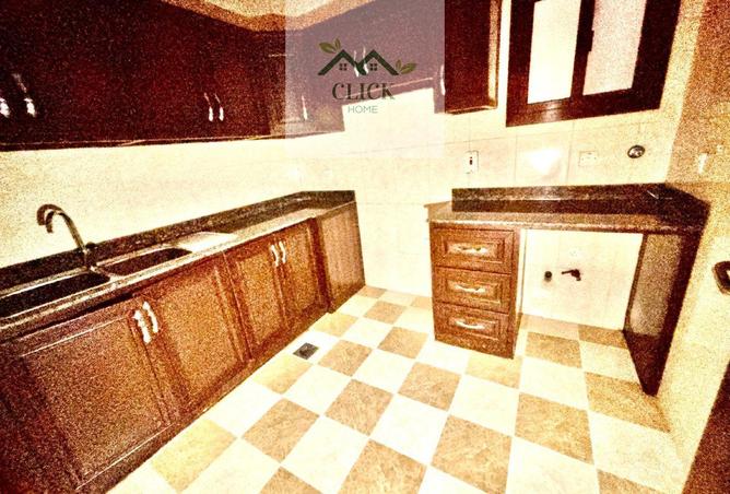 942816 - Property Image 2