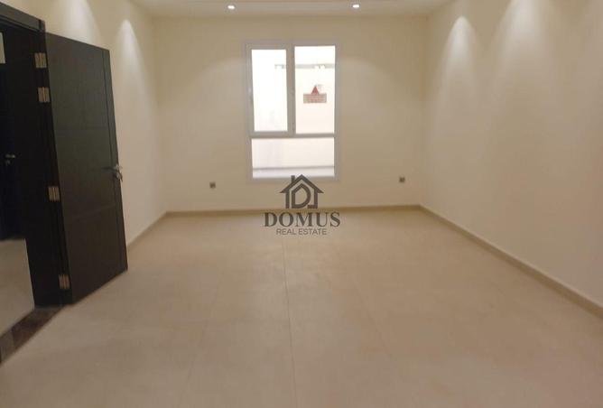 942849 - Property Image 2