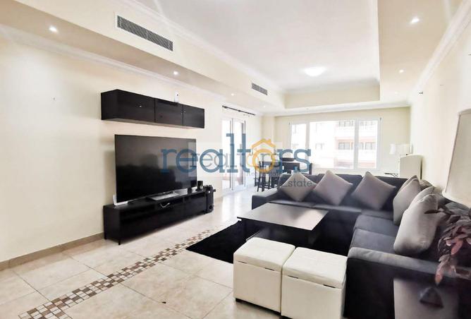 942872 - Property Image 2