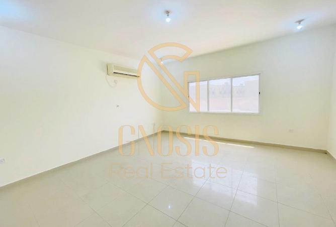 942927 - Property Image 2