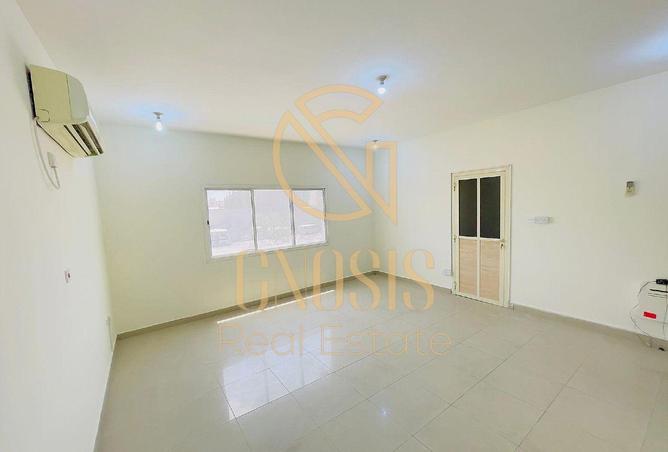 942930 - Property Main Image