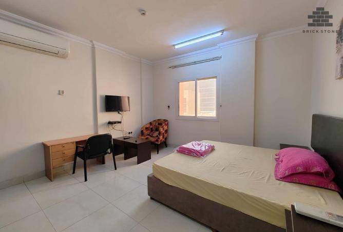 942996 - Property Image 2