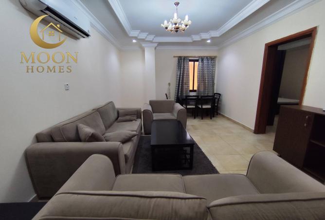 943149 - Property Image 2