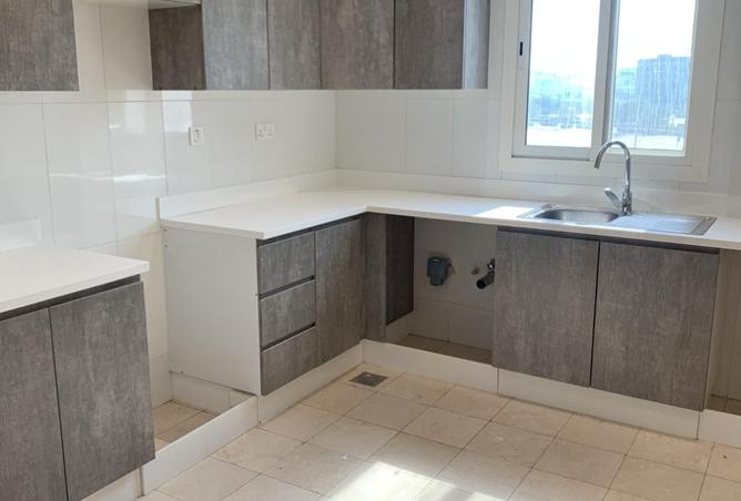 944045 - Property Image 2