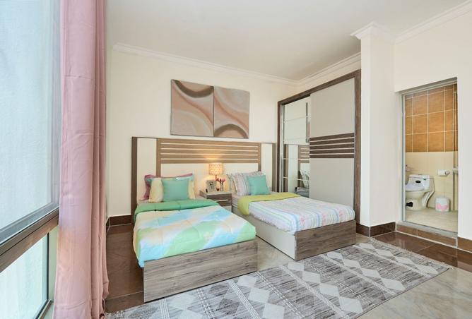 943637 - Property Image 2