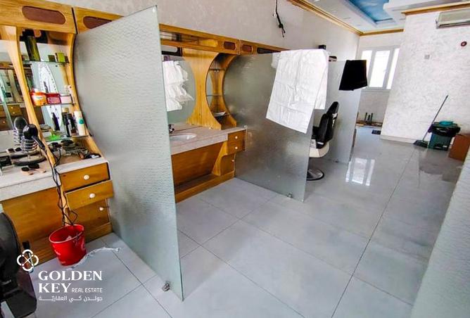 943698 - Property Image 2